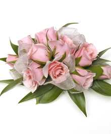 Trendy, Elegant Corsages,Flowers to Wear